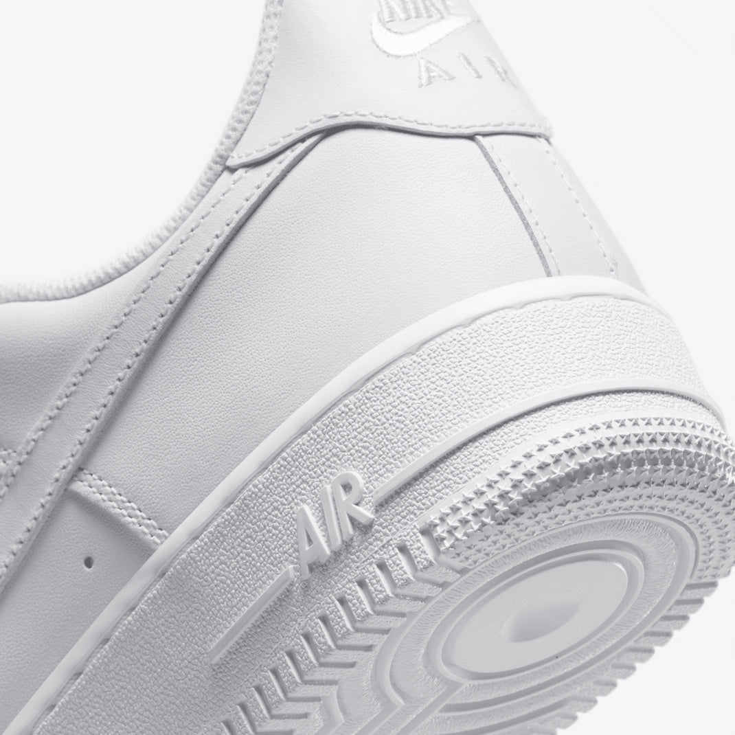 Nike Air Force 1 07 CW2288-111 Biały