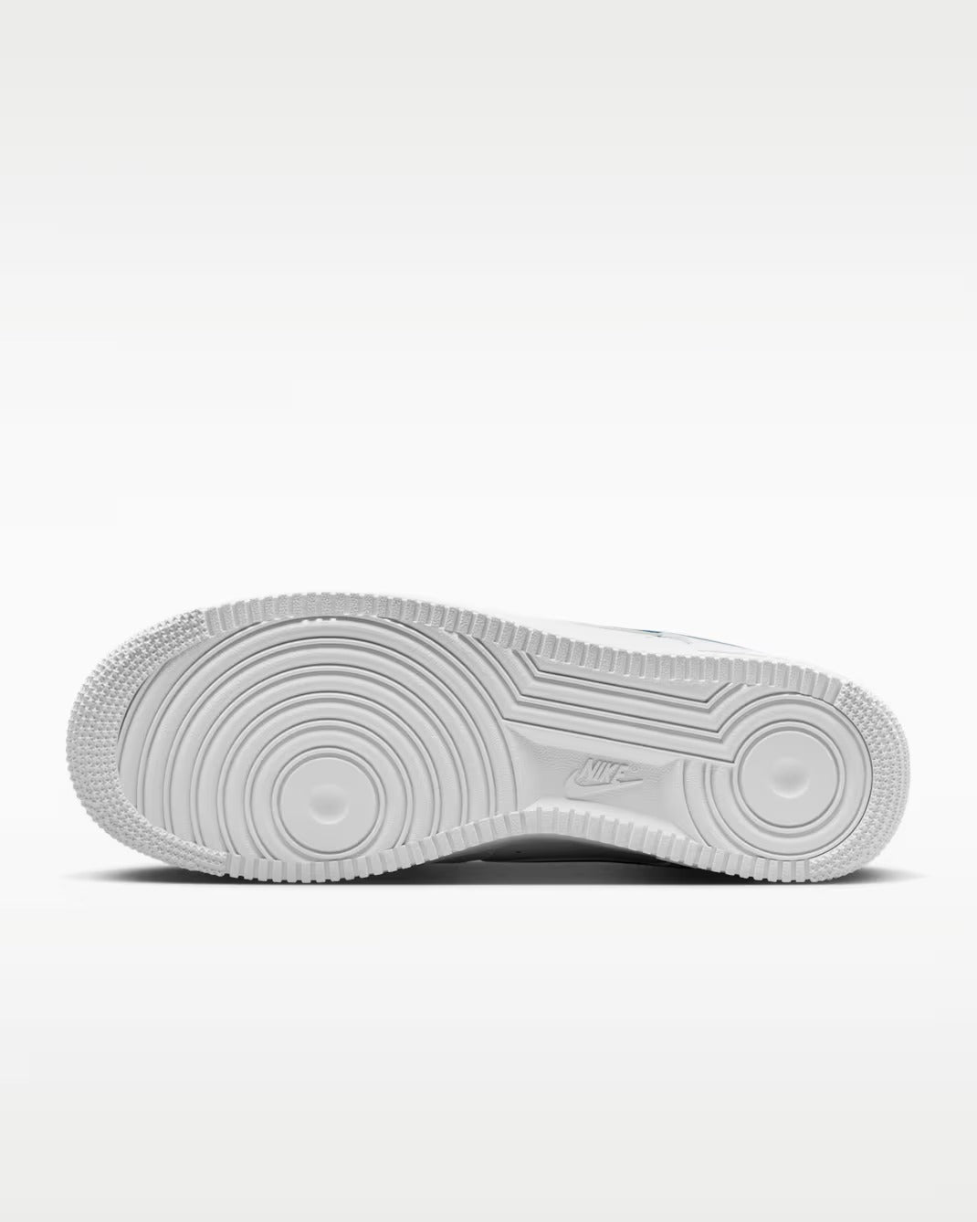 Nike Air Force 1 07 LV8 FJ4146-123 Biały