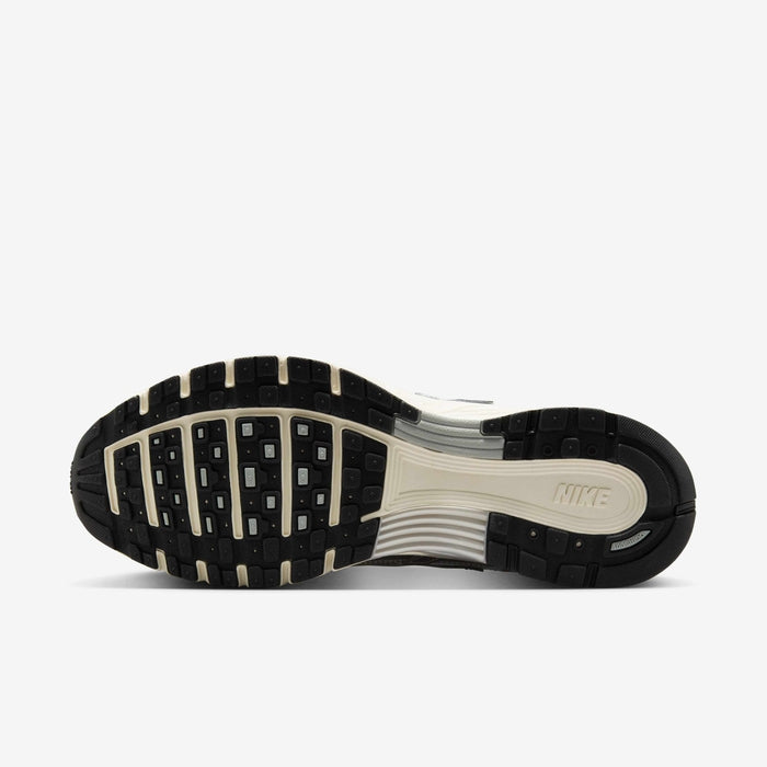Nike P-6000 CD6404-105 Srebrny