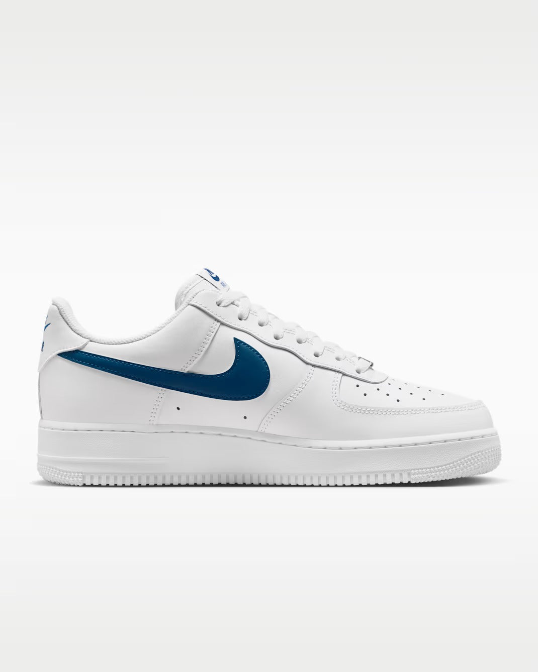Nike Air Force 1 07 LV8 FJ4146-123 Biały