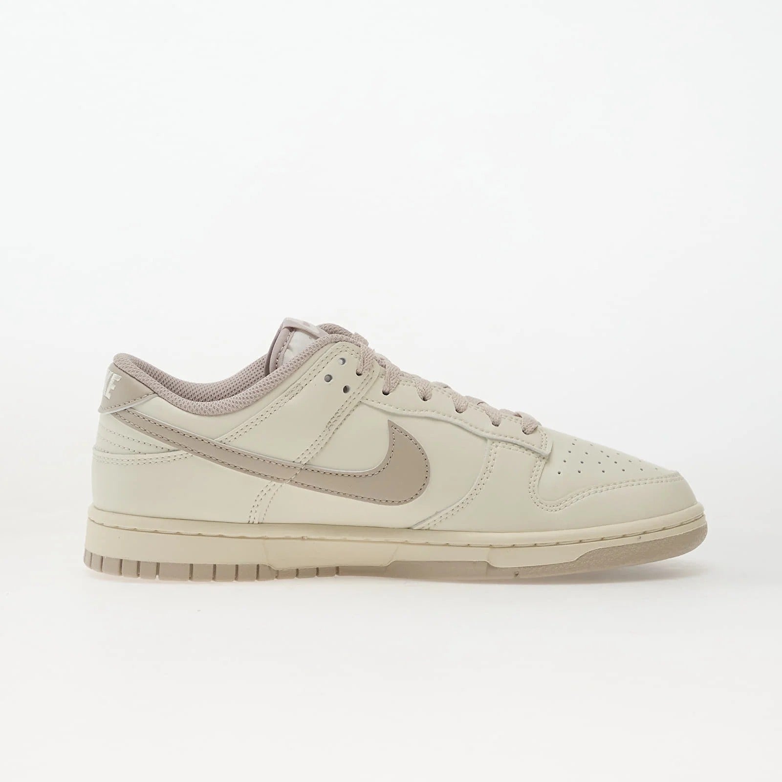 Nike Dunk Low Retro HF5441-007 Beżowy