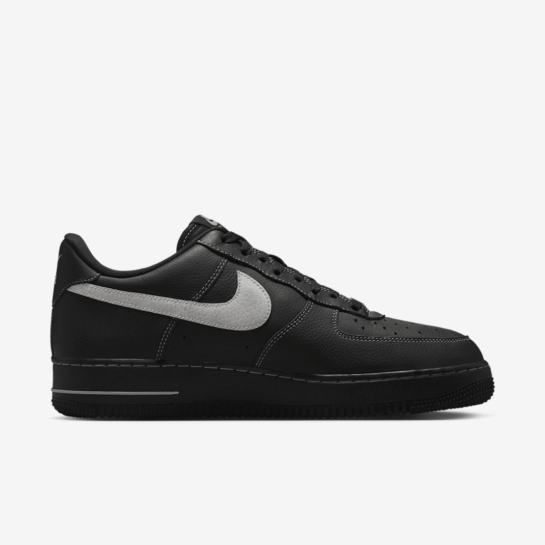 Nike Air Force 1 07 LV8 ESS HQ2037-006 Czarny