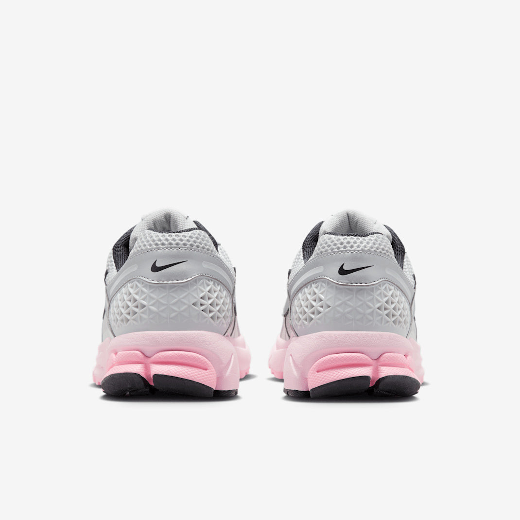 Nike Zoom Vomero 5 HF1877-001 Srebrny-Różowy