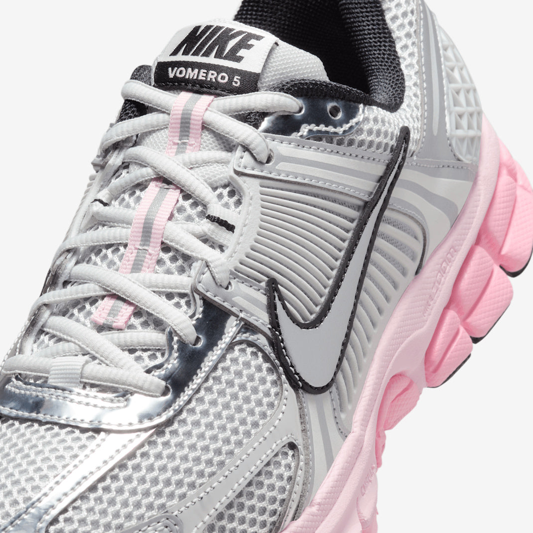 Nike Zoom Vomero 5 HF1877-001 Srebrny-Różowy
