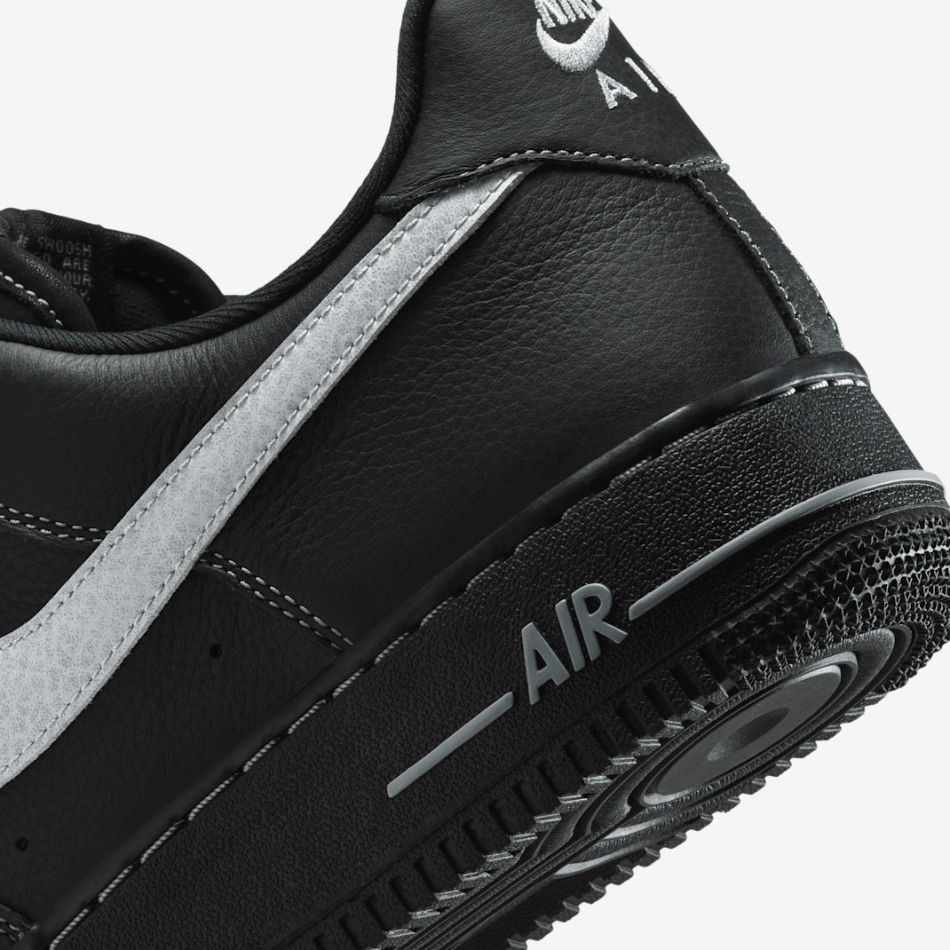 Nike Air Force 1 07 LV8 ESS HQ2037-006 Czarny