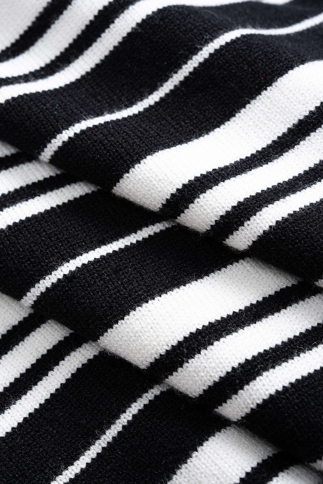 Bluza damska w paski z kołnierzykiem