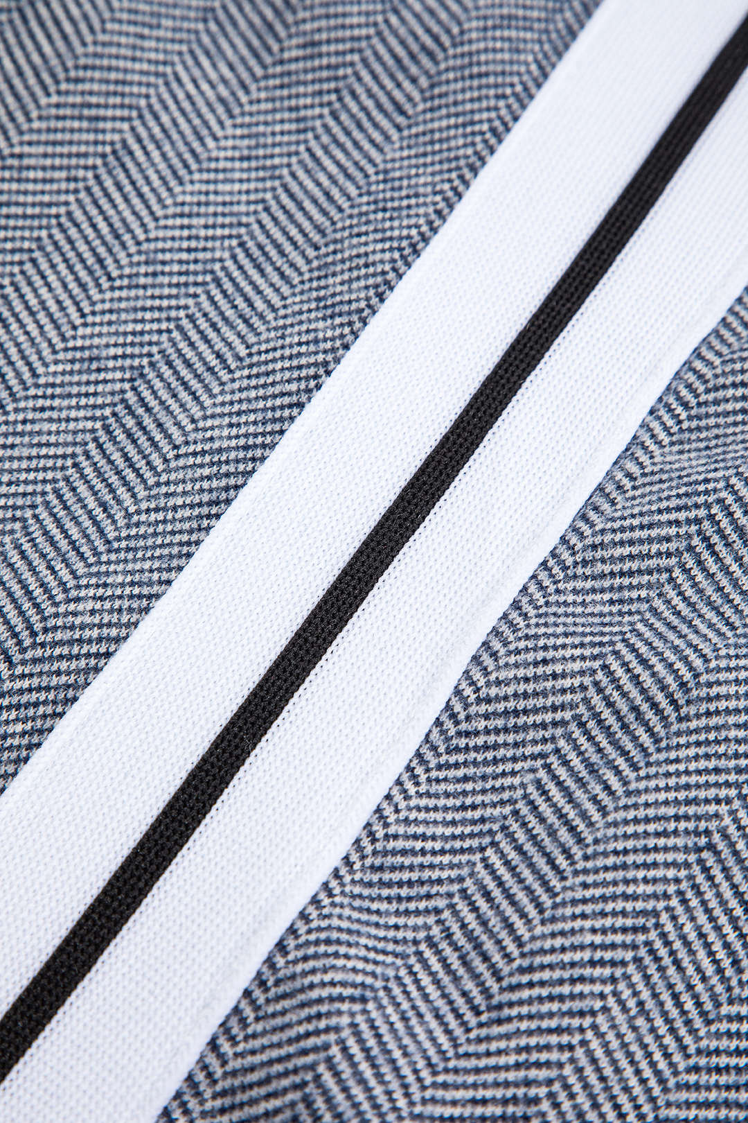 Komplet marynarka z kapturem i spodnie eleganckie