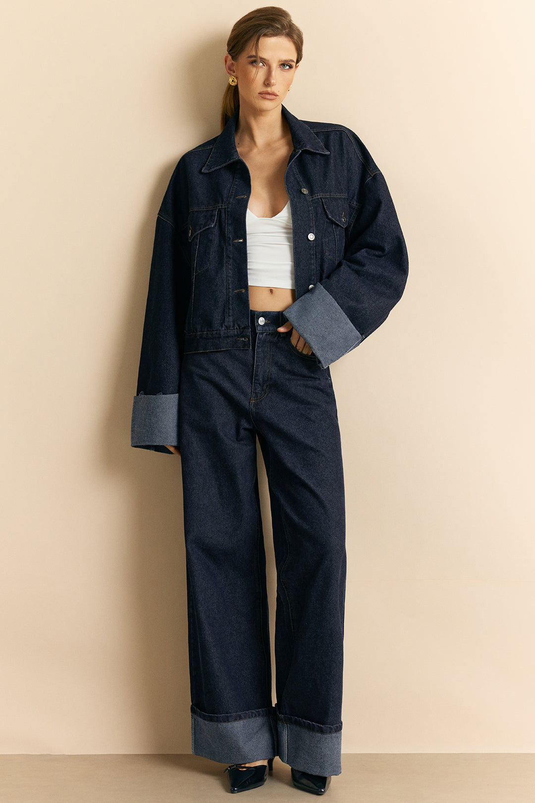 Kurtka jeansowa oversize z szerokimi mankietami