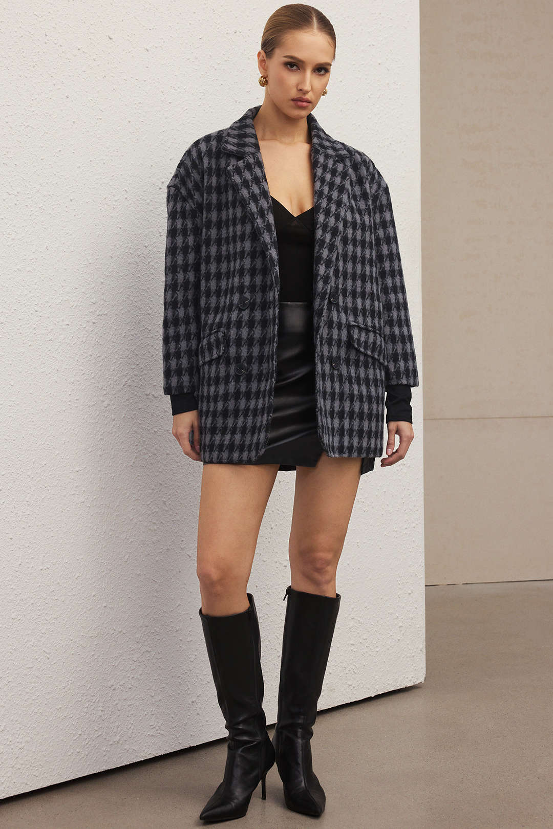 Kurtka oversize w kratę z kieszeniami