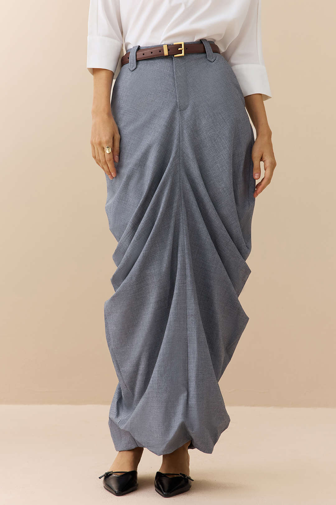 Spódnica maxi z drapowanymi detalami elegancka