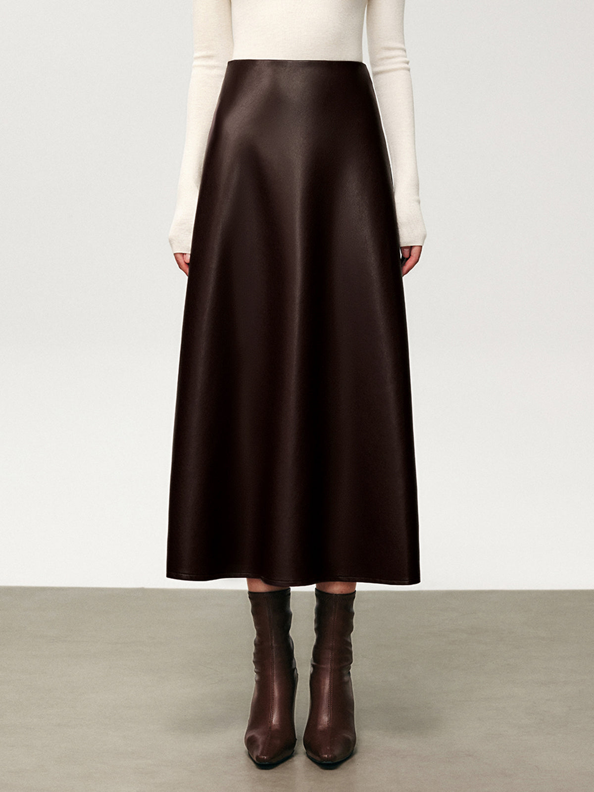 Spódnica midi z wysokim stanem rozkloszowana