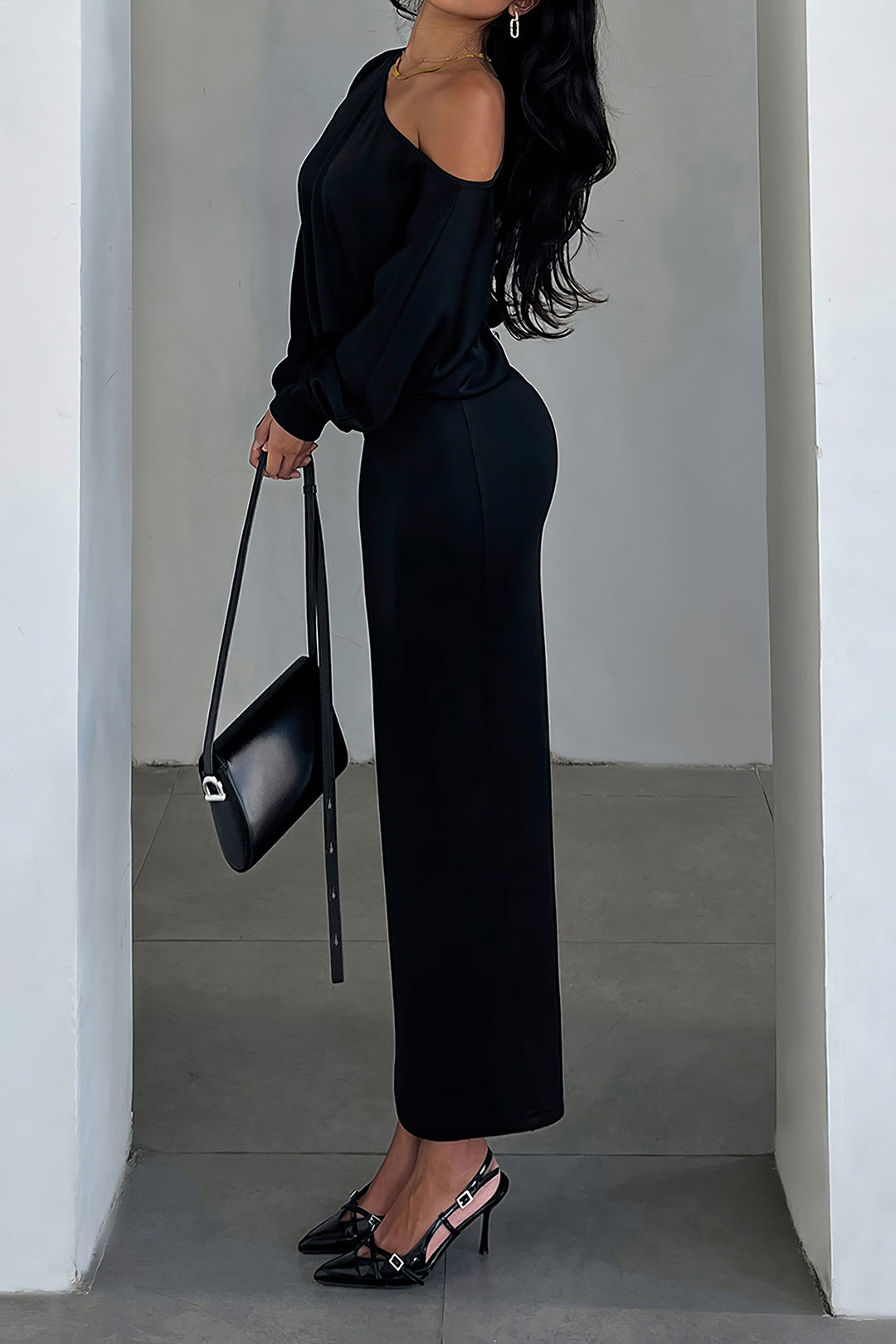 Sukienka ołówkowa z asymetrycznym dekoltem długa