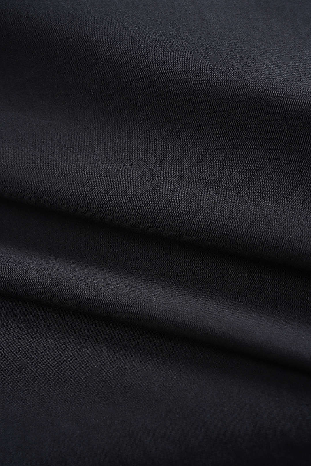 Sukienka z golfem i rozkloszowaną spódnicą