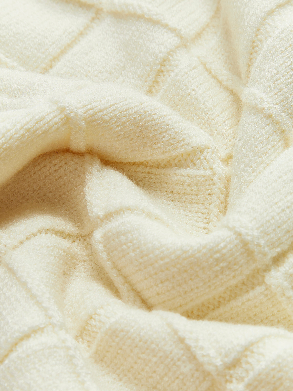 Sweter damski krótki z kieszeniami ozdobnymi