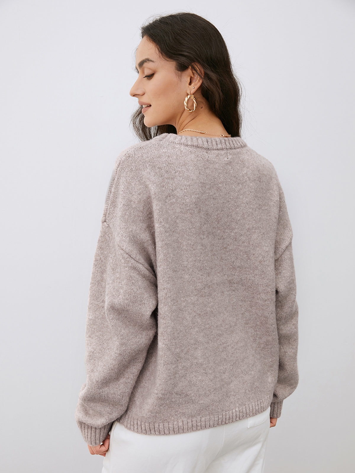 Sweter damski oversize z długim rękawem