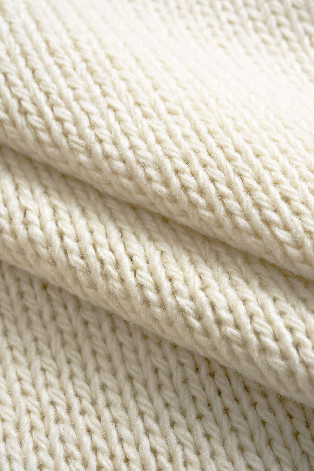 Sweter damski oversize z długimi rękawami